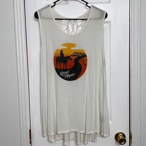 Rock & Roll Cowgirl cut off white sleeves top.